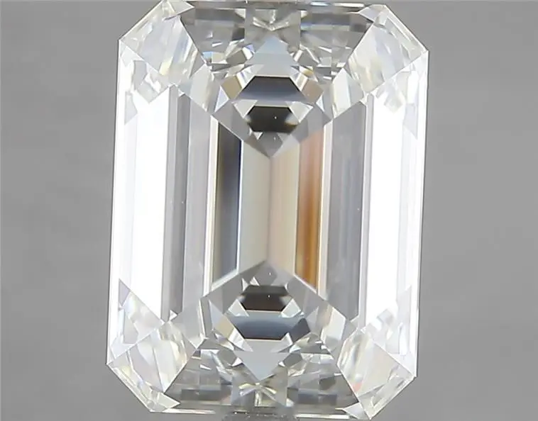 5.03 Carat Natural Emerald Diamond