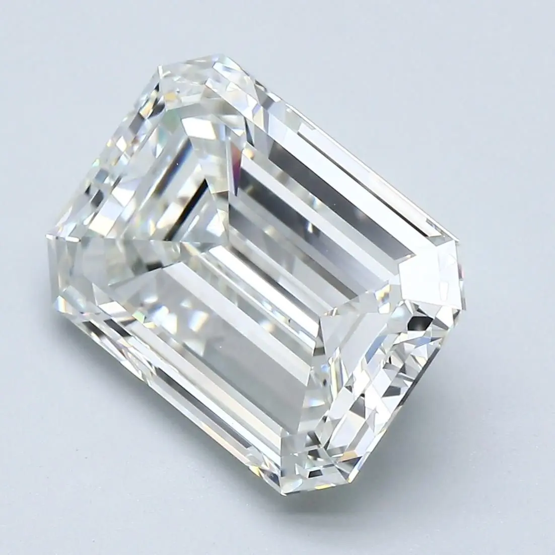 5.49 Carat Natural Emerald Diamond