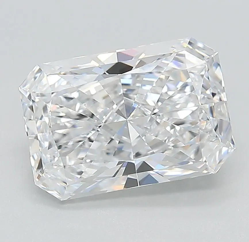 3.04 Carat Lab Grown Radiant Diamond