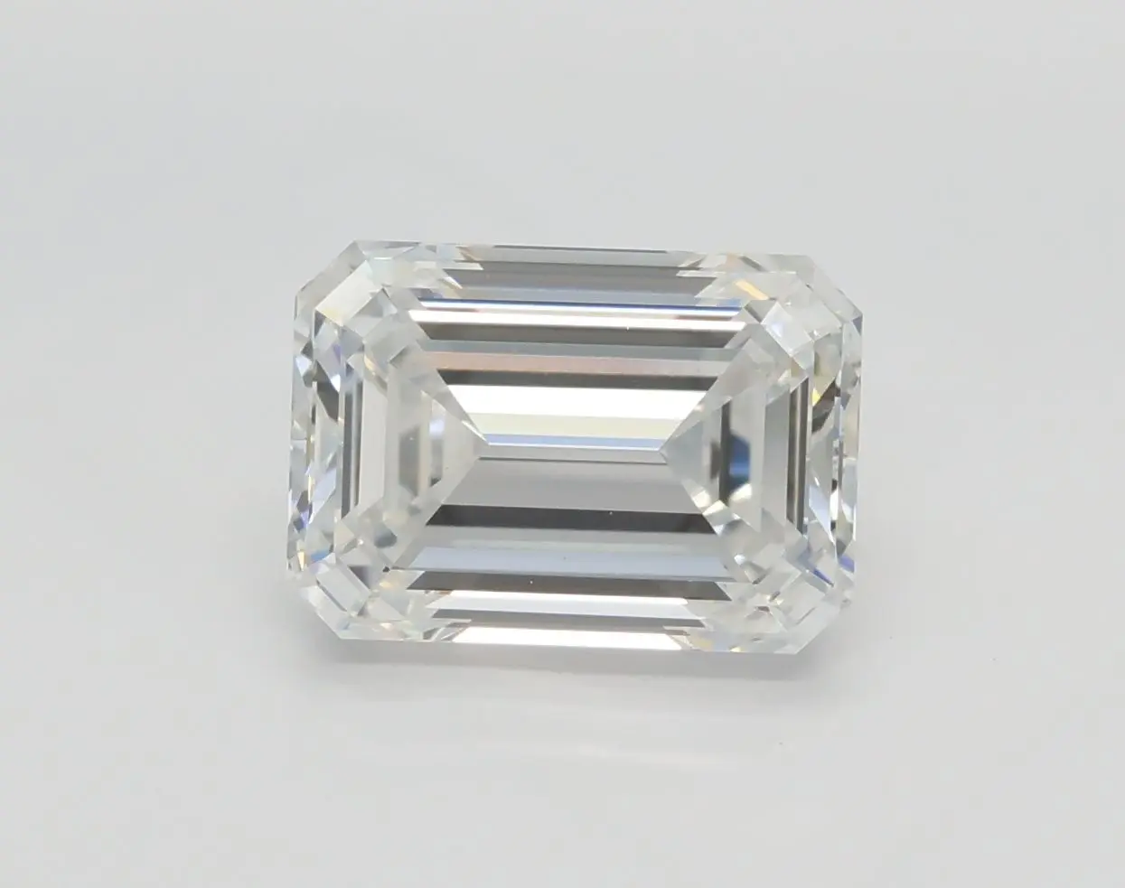 0.7 Carat Lab Grown Emerald Diamond