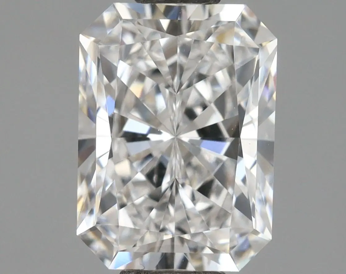 1.6 Carat Lab Grown Radiant Diamond
