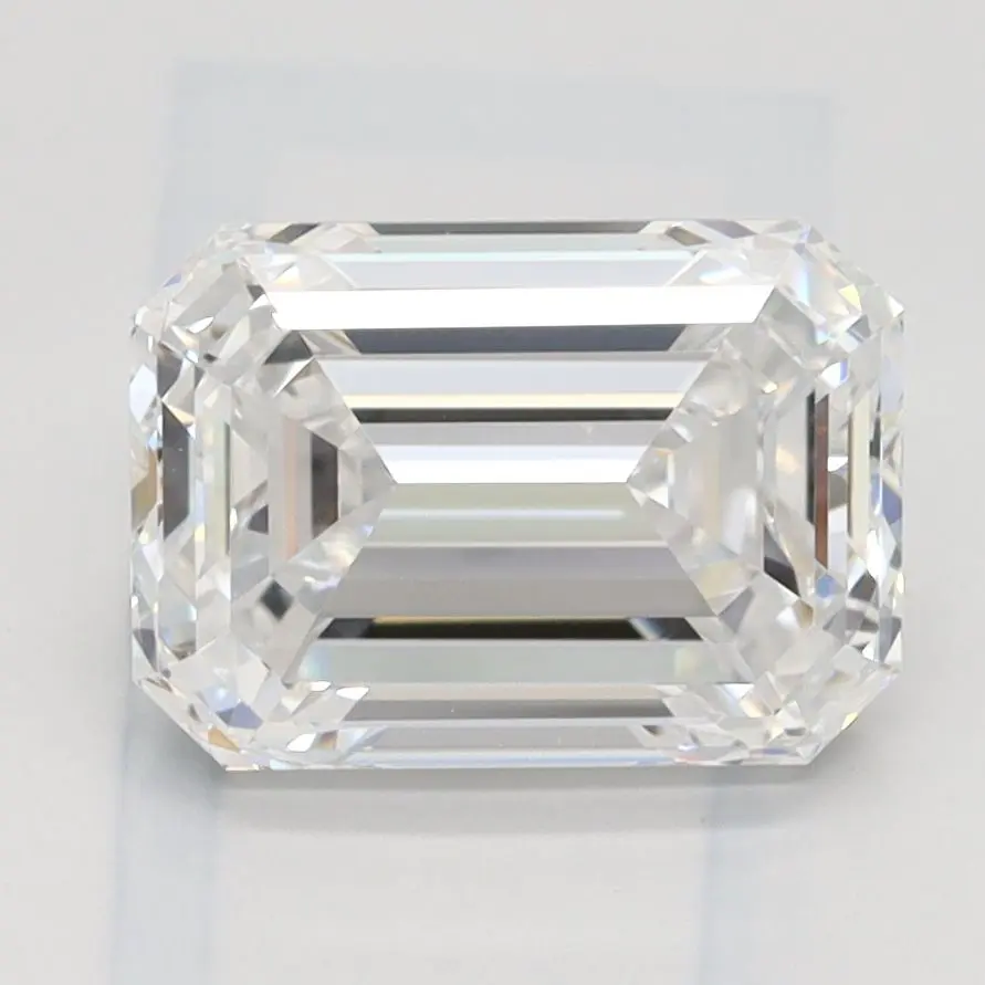2 Carat Lab Grown Emerald Diamond