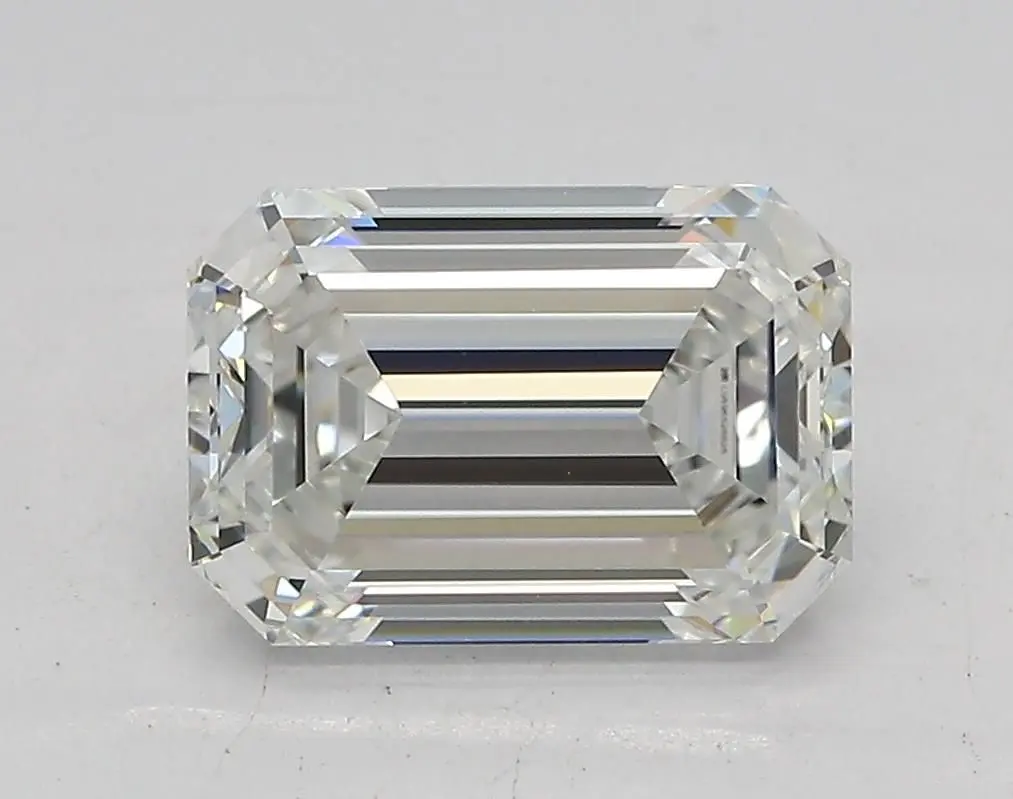 2 Carat Lab Grown Emerald Diamond