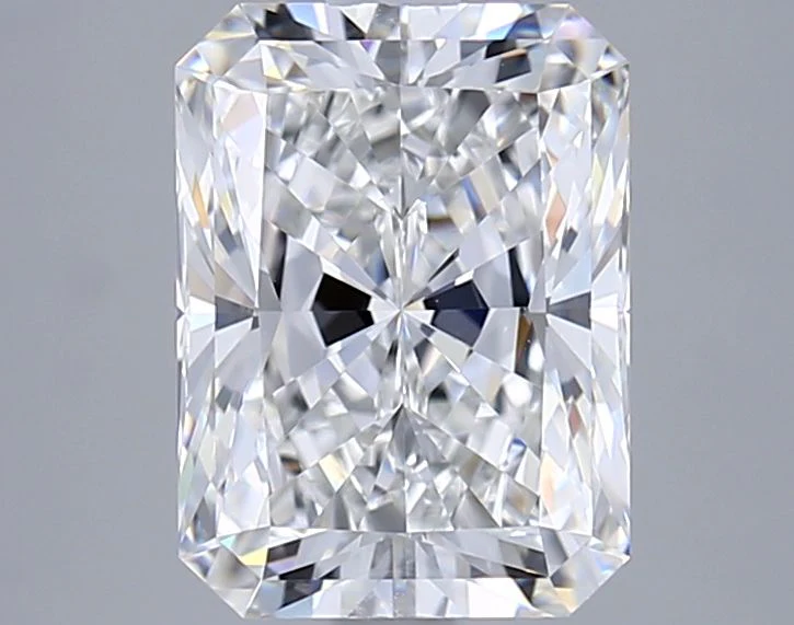 2.75 Carat Lab Grown Radiant Diamond