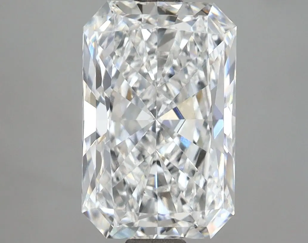 3.08 Carat Lab Grown Radiant Diamond