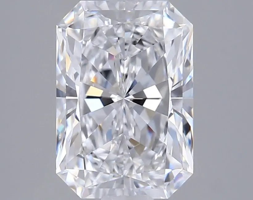2 Carat Lab Grown Radiant Diamond