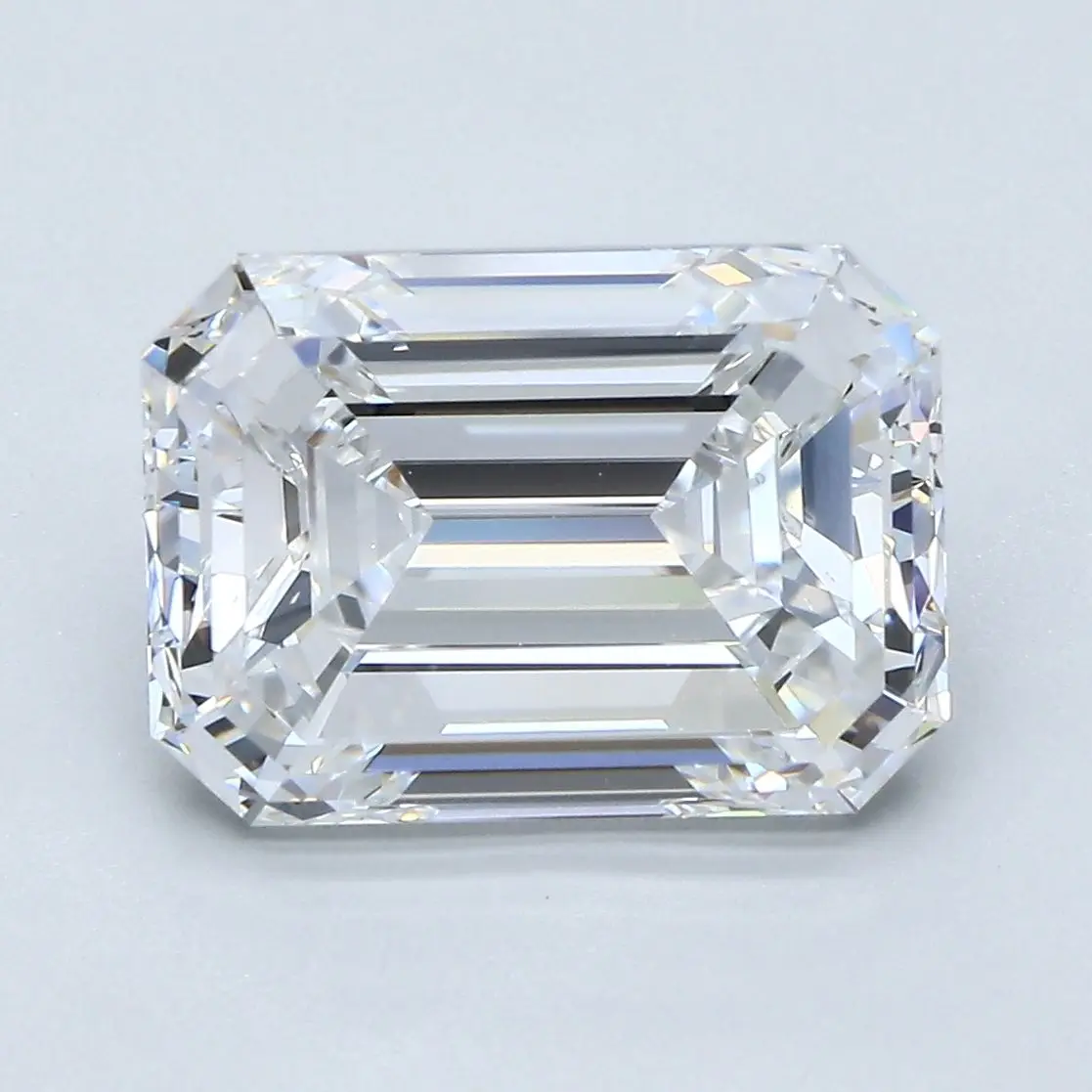 5.02 Carat Natural Emerald Diamond