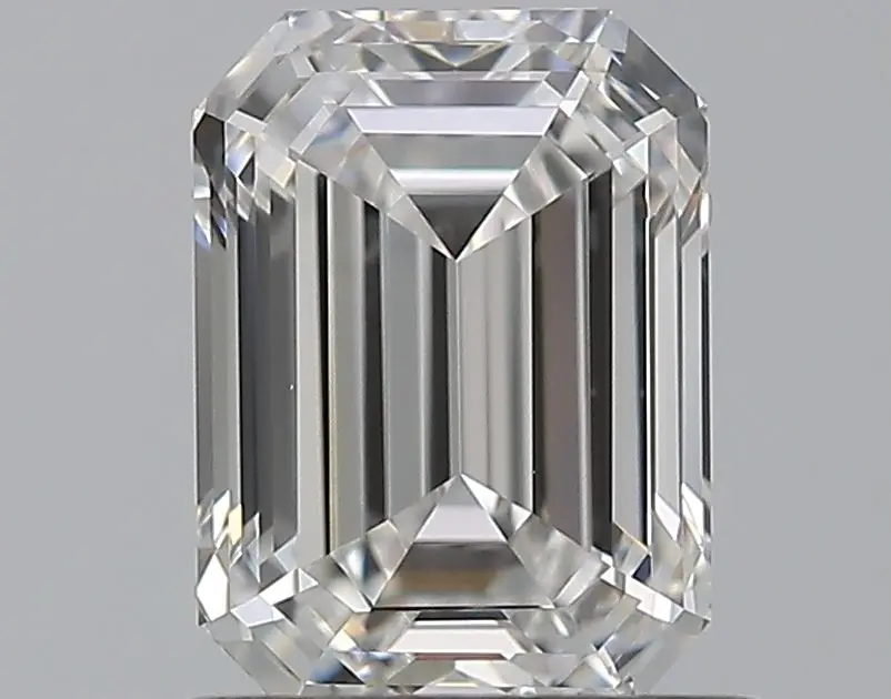 0.9 Carat Natural Emerald Diamond