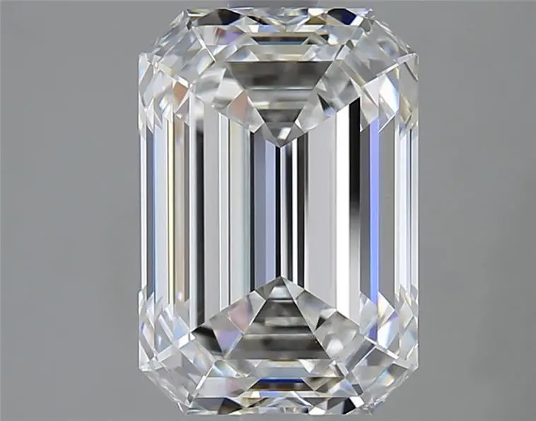 3.01 Carat Natural Emerald Diamond
