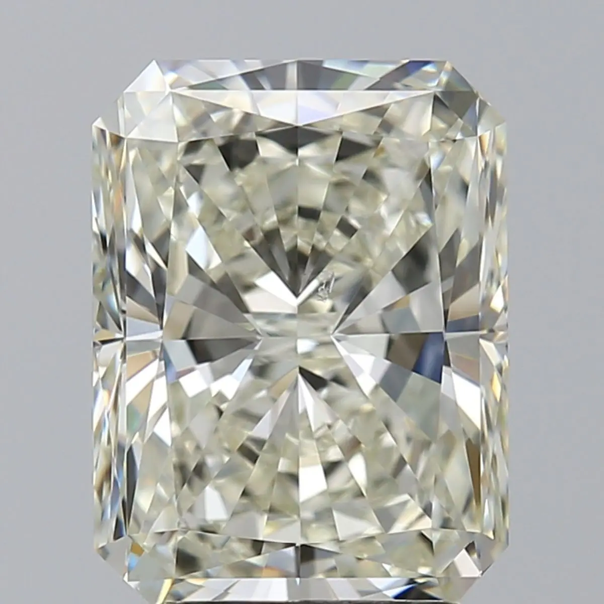 3.02 Carat Natural Radiant Diamond