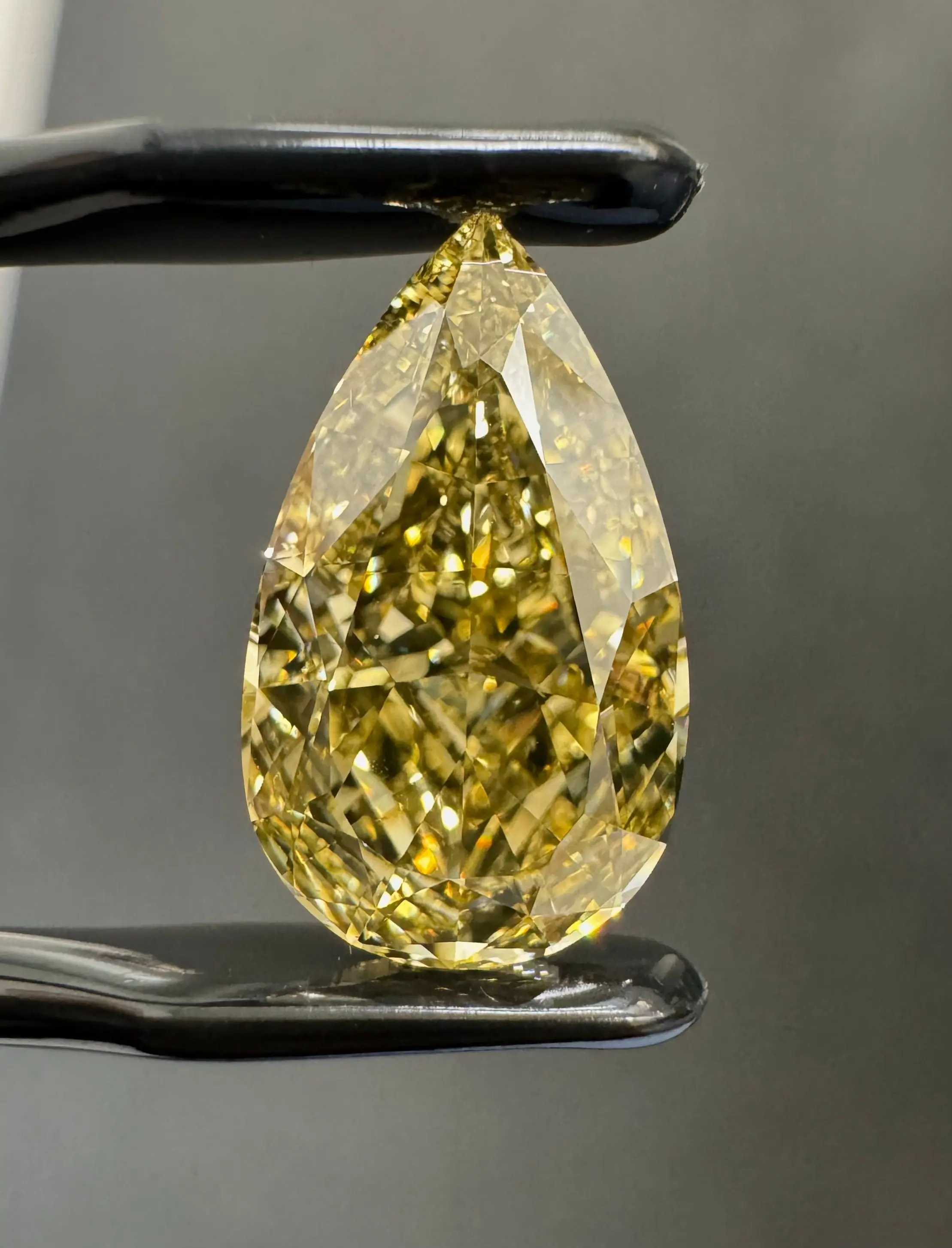5.52 Carat Natural Pear Diamond