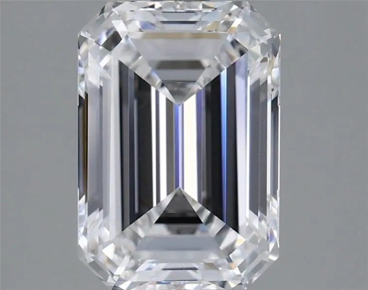 2.92 Carat Natural Emerald Diamond