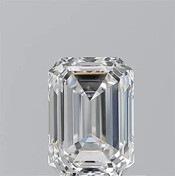 0.9 Carat Natural Emerald Diamond