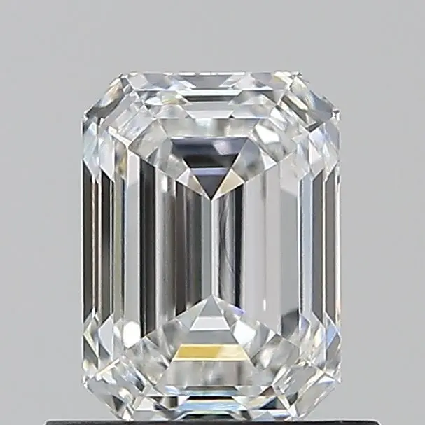 0.9 Carat Natural Emerald Diamond