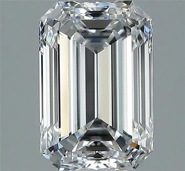 2 Carat Natural Emerald Diamond