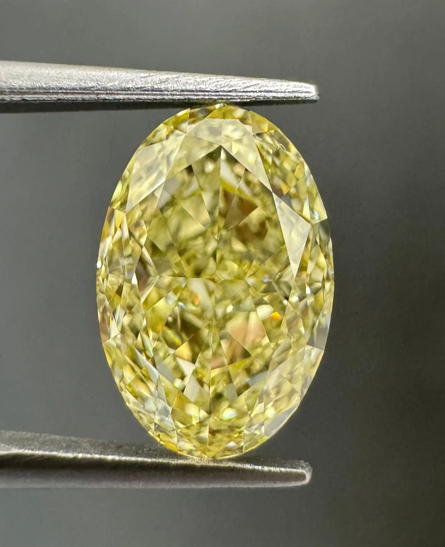 1.61 Carat Natural Oval Diamond