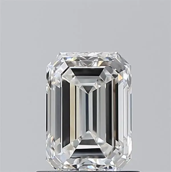 0.9 Carat Natural Emerald Diamond