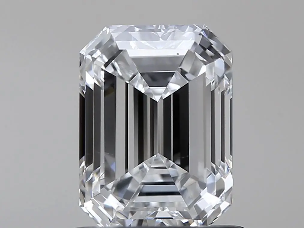 1 Carat Natural Emerald Diamond