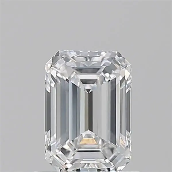 0.9 Carat Natural Emerald Diamond