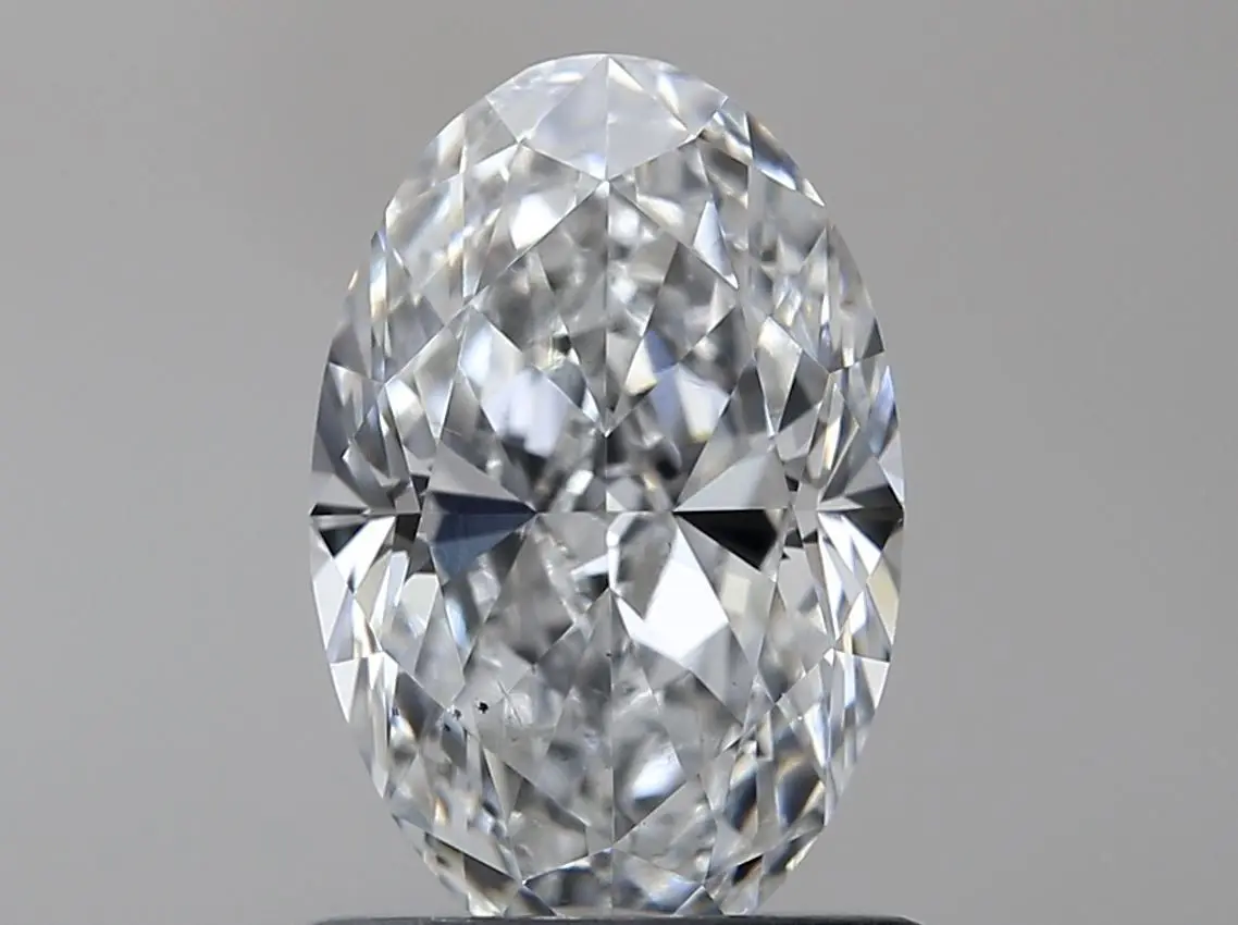 0.9 Carat Natural Oval Diamond