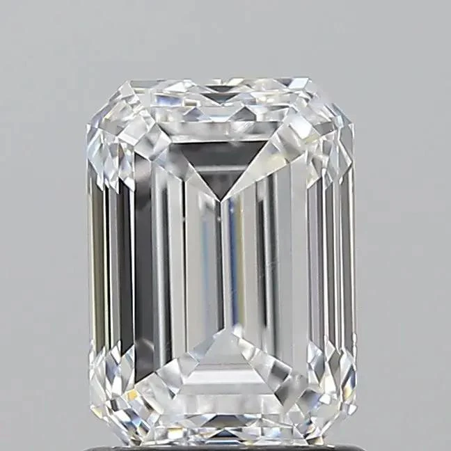 1.5 Carat Natural Emerald Diamond