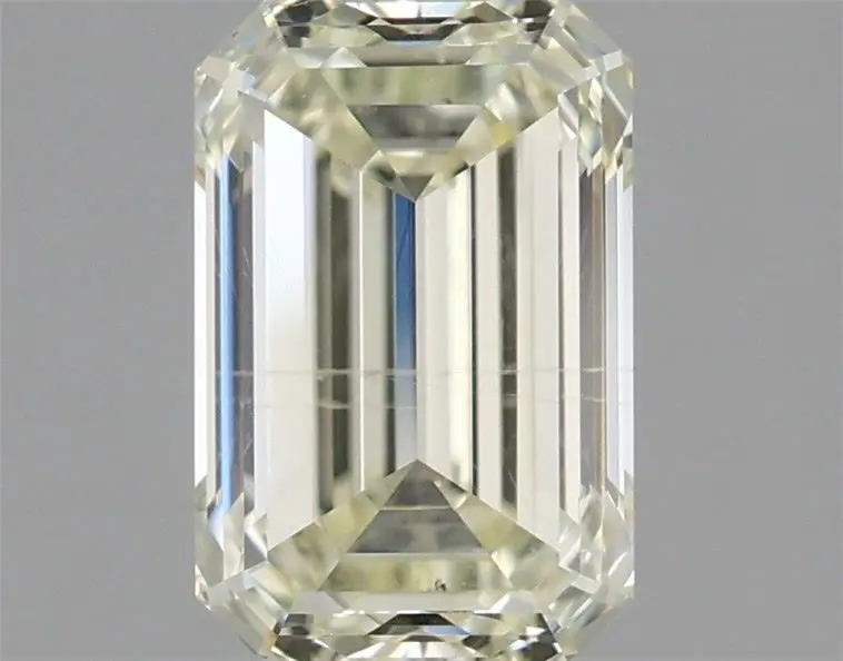 1.7 Carat Natural Emerald Diamond