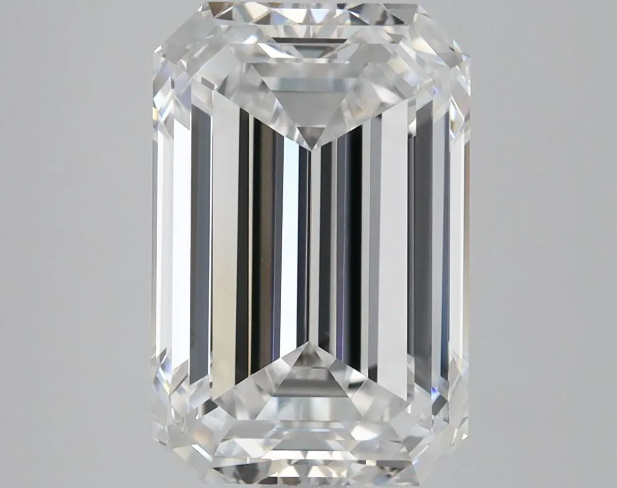 3.01 Carat Natural Emerald Diamond