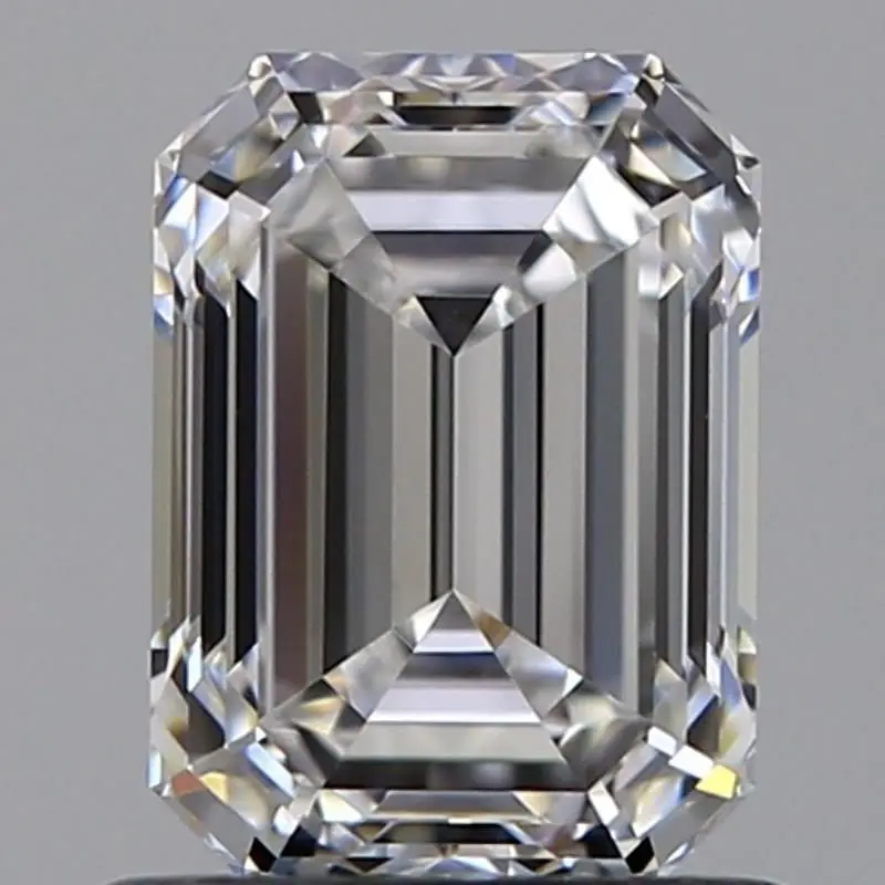 0.9 Carat Natural Emerald Diamond