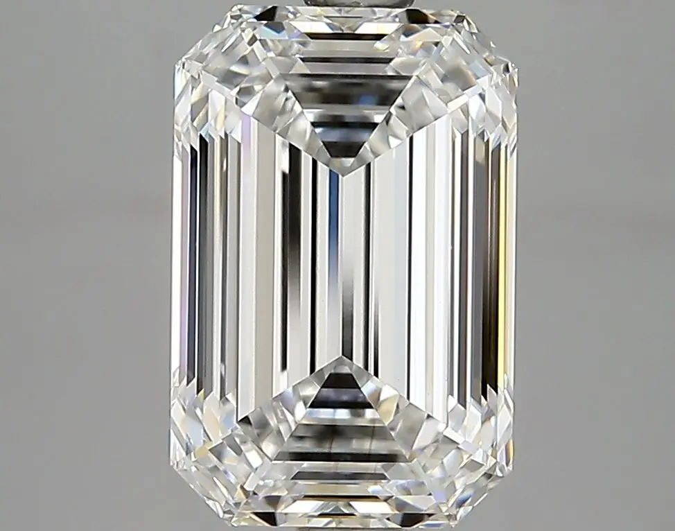 3.04 Carat Natural Emerald Diamond