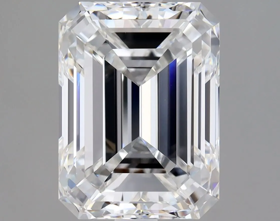3.01 Carat Natural Emerald Diamond